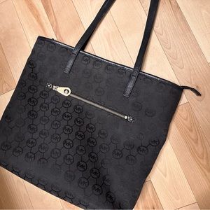 💕SOLD Black Leather Michael Kors Tote Bag with Monogram